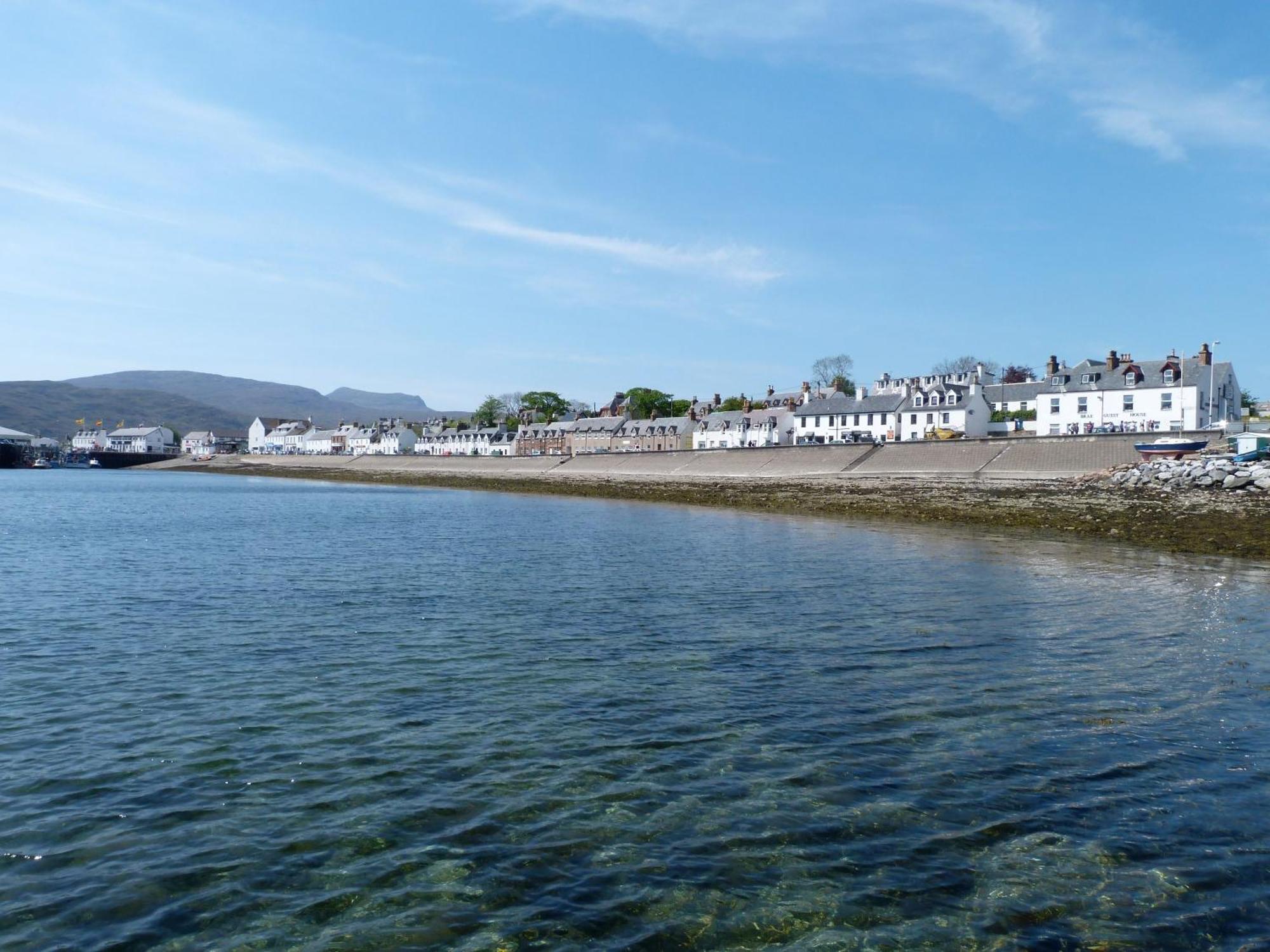 Ullapool Youth Hostel Bagian luar foto