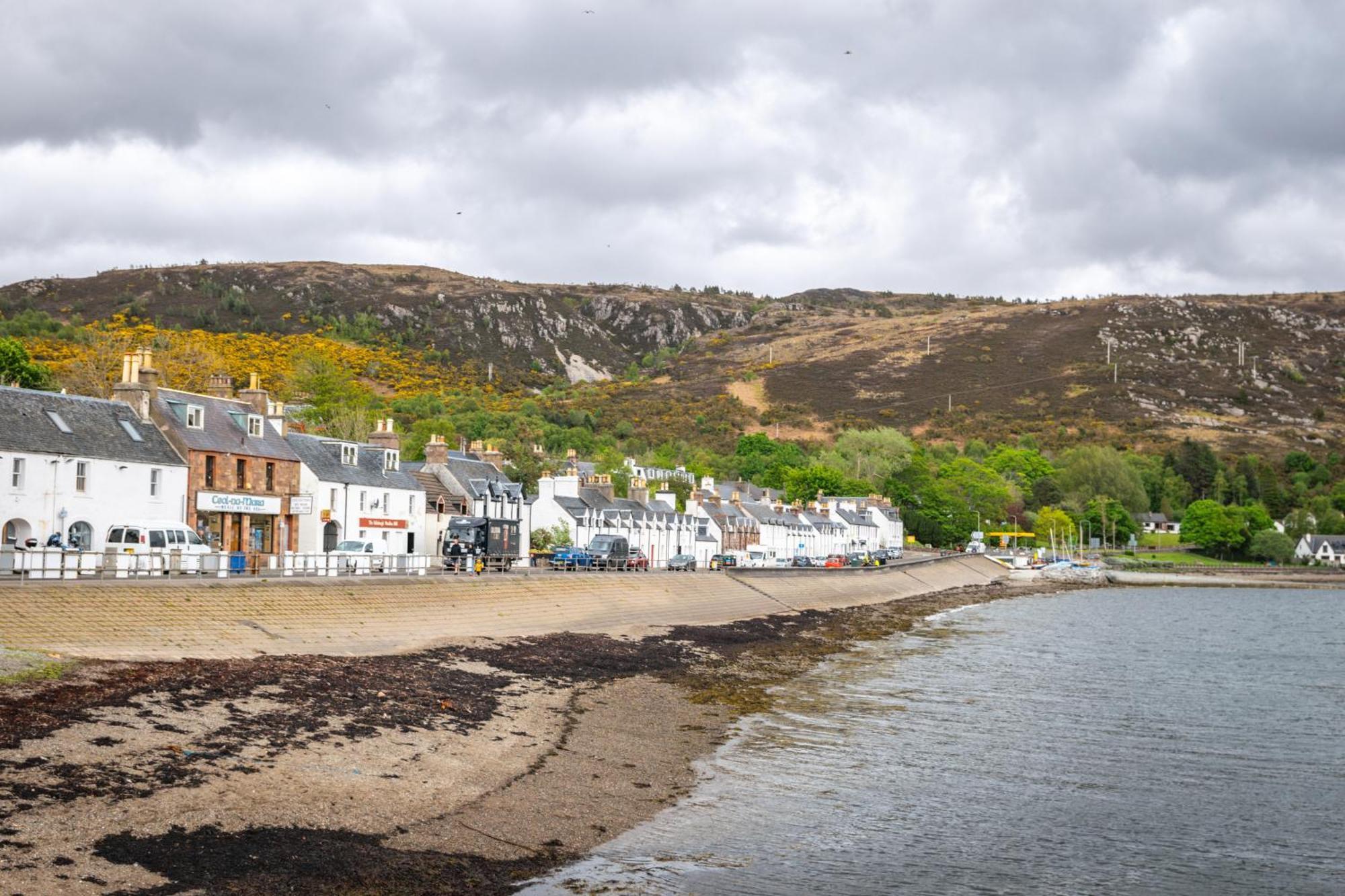 Ullapool Youth Hostel Bagian luar foto