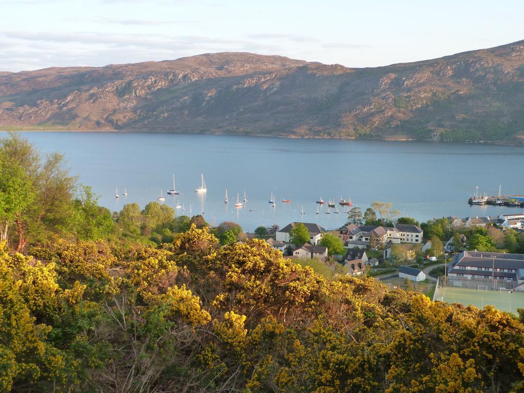 Ullapool Youth Hostel Bagian luar foto